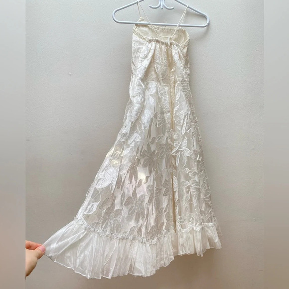 Vintage - 1980s Girl/Teen Cream Ivory Sequinned Halter Party Dress - Picture 5 of 8